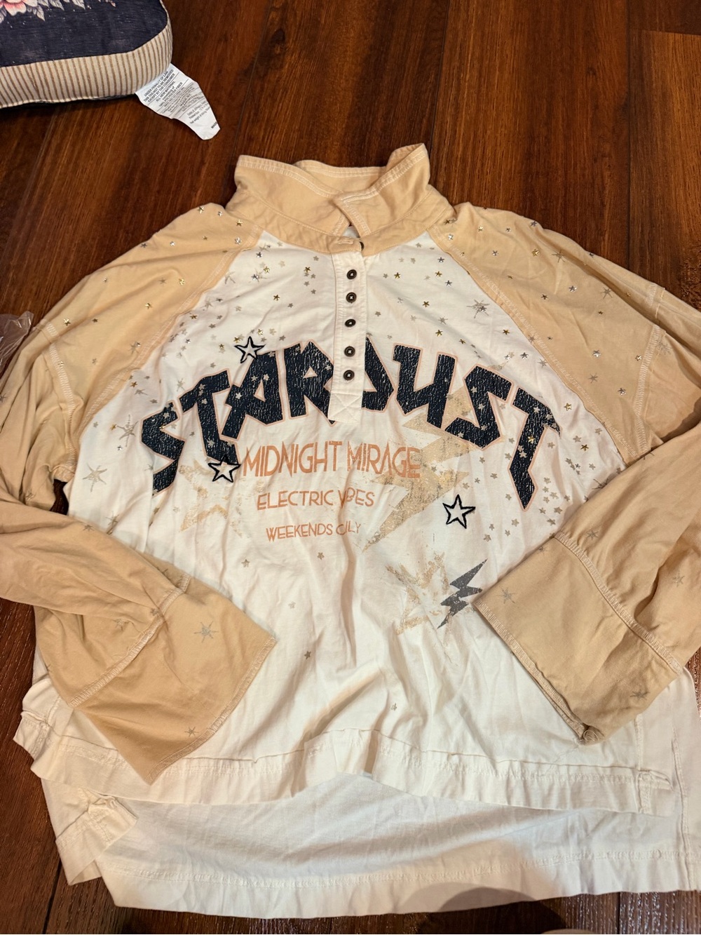 Pilcro Beige and White Stardust Graphic Pullover